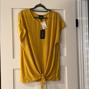 W5 mustard yellow top